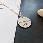 подвеска с индивидуальной гравировкой