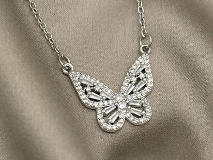 Колье "Бабочка" small (на цепочке)