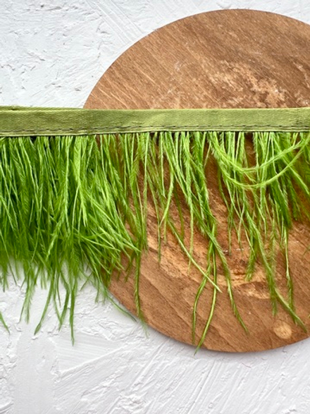 Перо страуса на ленте, Зеленый (№28)