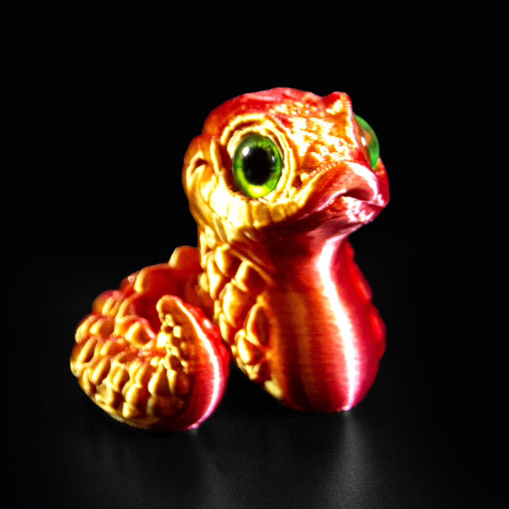 Фигурка змея, символ 2025 года