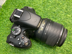 Nikon D5100 DX 18-55mm 3.5-5.6G VR 100 кадров