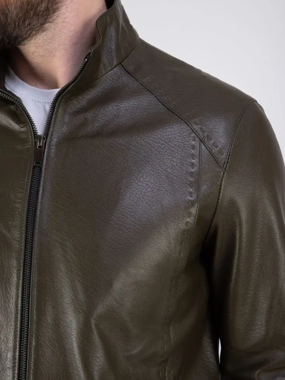 Кожаная куртка демисезонная