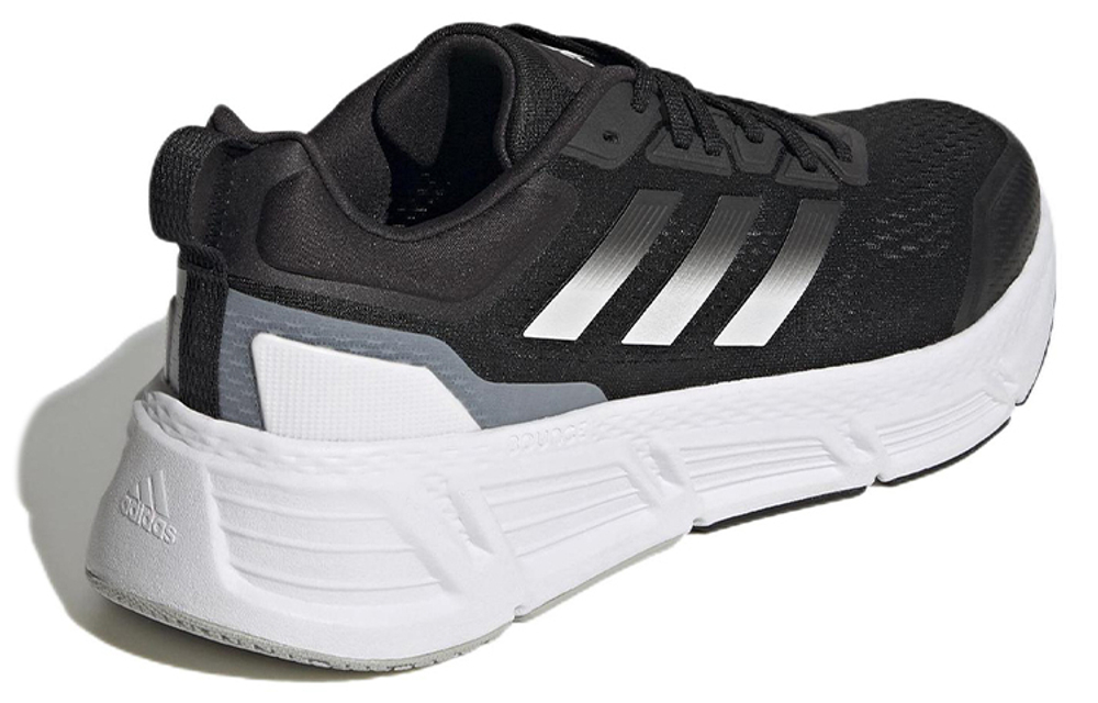 Кроссовки Adidas Questar