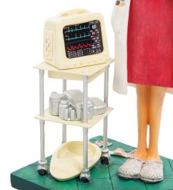 FO-84006 Статуэтка мал. «Доктор» (The Madam Doctor. Forchino)