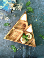 Деревянная менажница из кедра с эпоксидной смолой