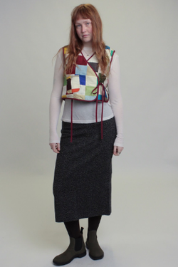 Юбка с разрезом из шерсти в елочку