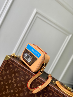 Louis Vuitton Baladeur Wearable Wallet
