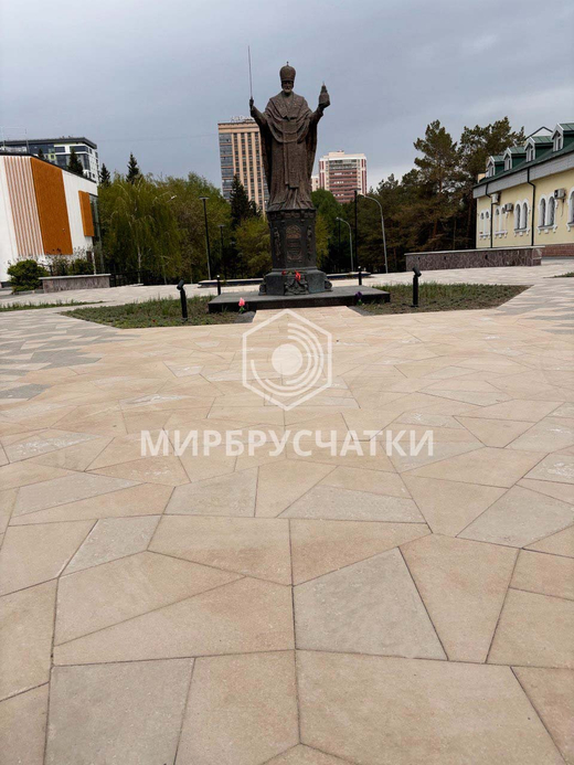 Цирк и Никольская площадь, г.Новосибирск