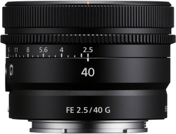 Объектив Sony FE 40mm f/2.5 G (SEL40F25G), черный