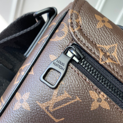 Louis Vuitton Montsouris Messenger Bag