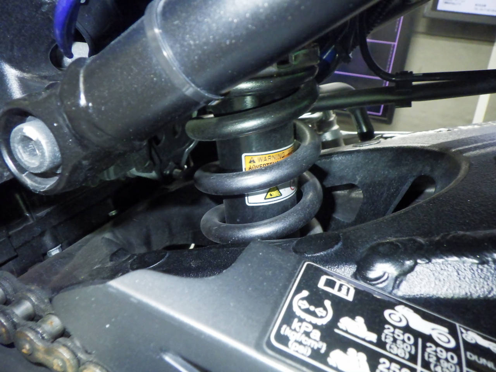 Suzuki GSX-S1000F 049278