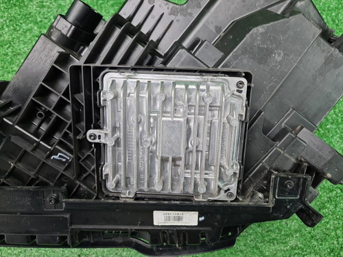 Фара правая Geely Monjaro (2021-н.в.) LED