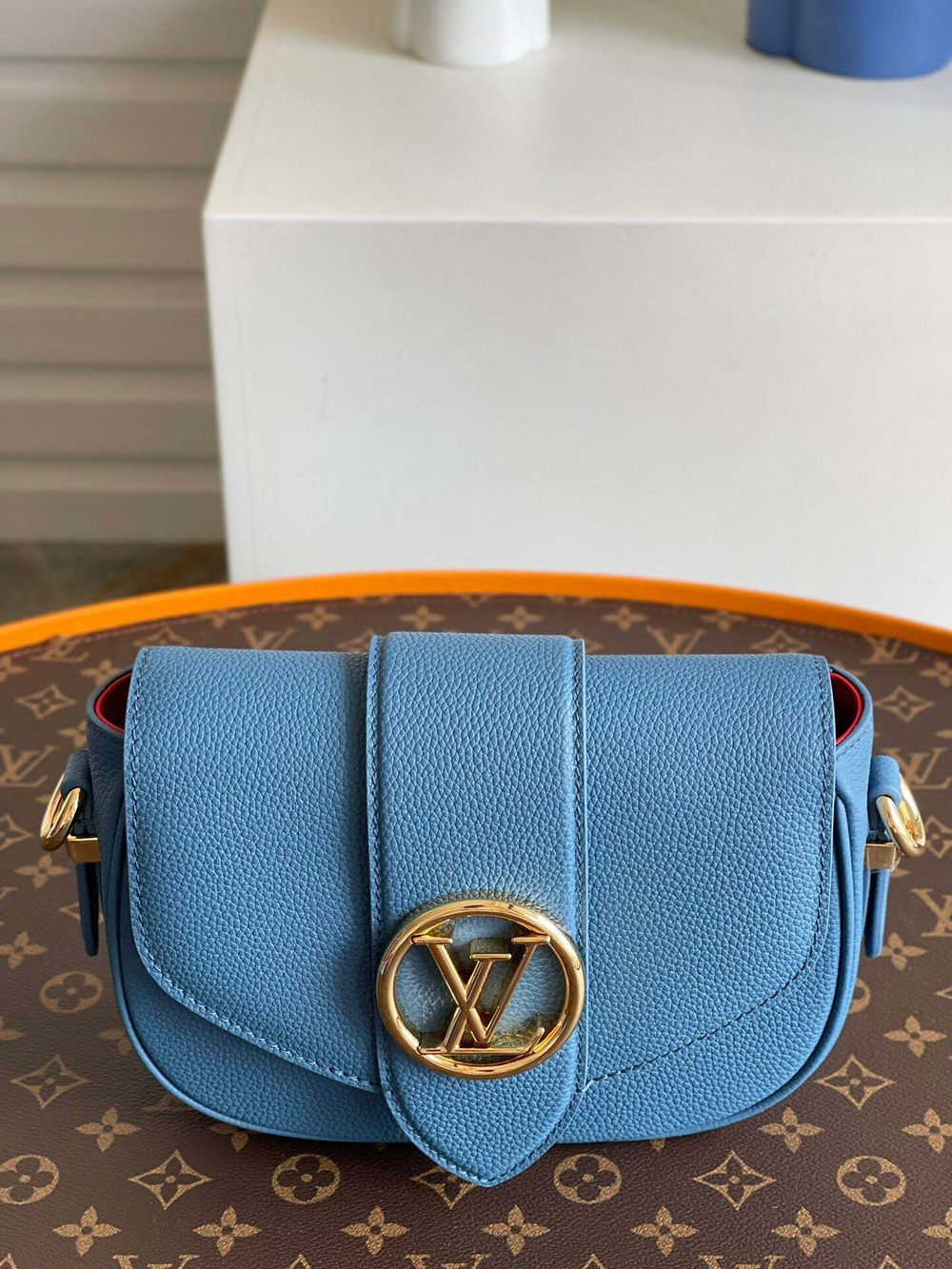 Louis Vuitton Pont 9 Soft PM