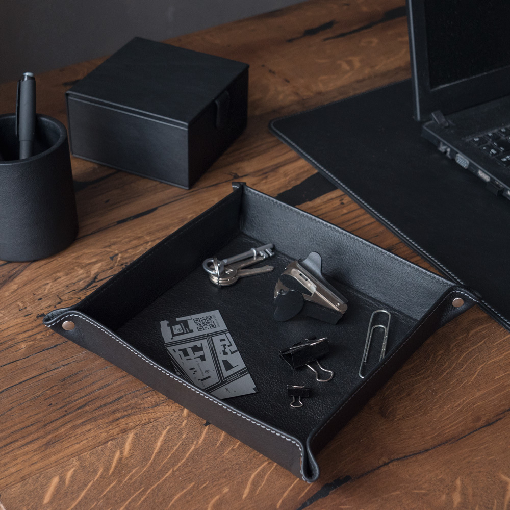 Лоток для мелочи Теленок Черный