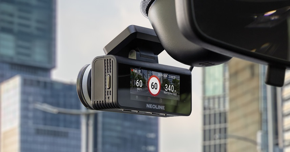 Видеорегистратор Neoline Neoline Argus 4K Wi-Fi черный