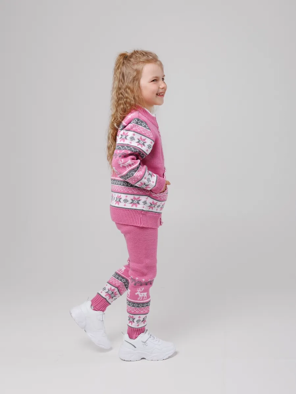 Кофта вязаная на молнии