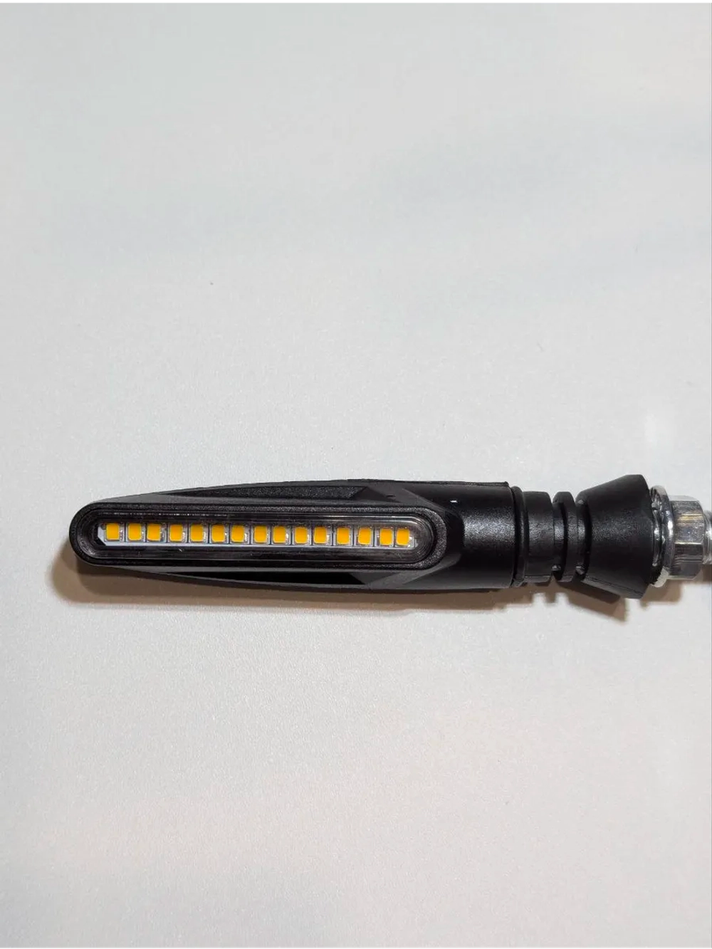 + - Поворотники для мотоцикла светодиодные с бегущим светом