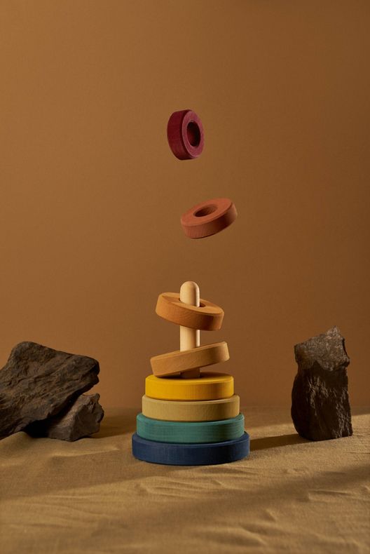 Пирамидка "Земля" / Raduga Grez