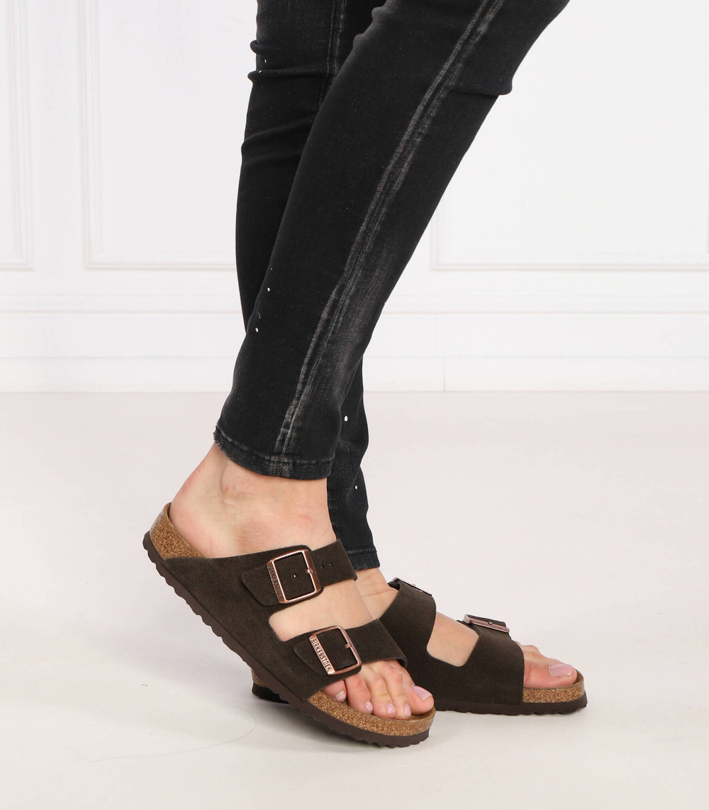 Шлепанцы кожаные arizona sfb Birkenstock - коричневый(951313)