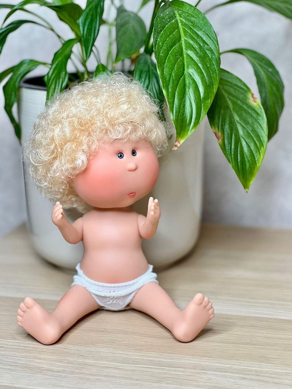 Кукла Nines виниловая 30см MIO без одежды (3000W22A)