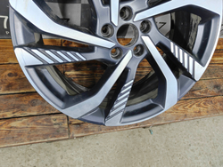 Диск колесный литой R20 Geely Monjaro 21-нв Б/У Оригинал 8889503058