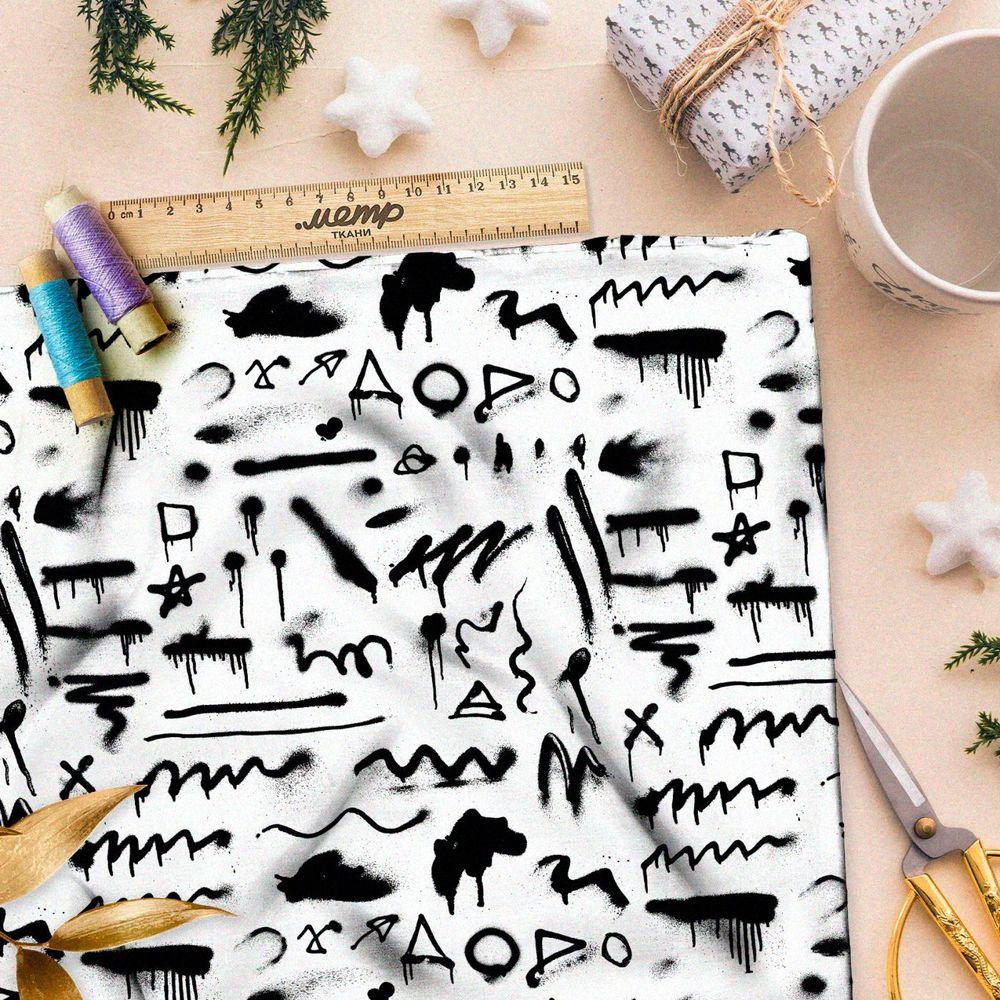 Ткань премиум таффета черно-белые петроглифы