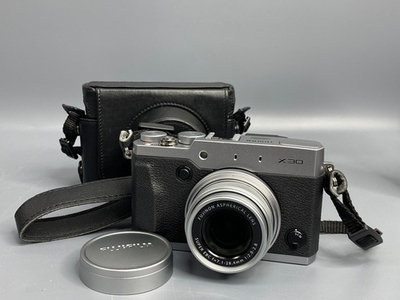 Fujifilm X30