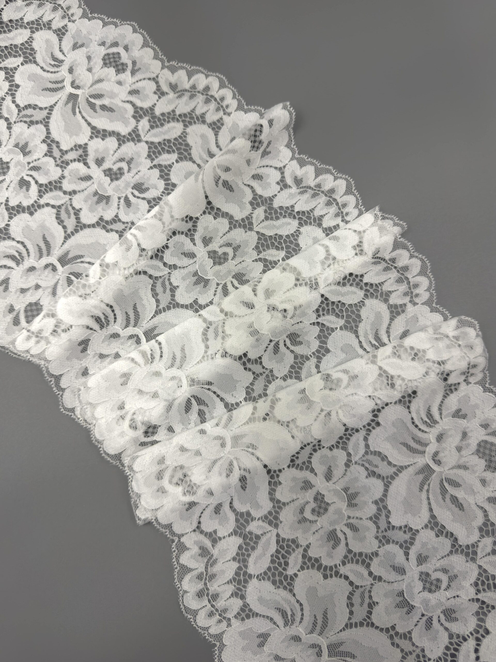 Эластичное кружево теплое белое ширина 22 см ОТРЕЗЫ