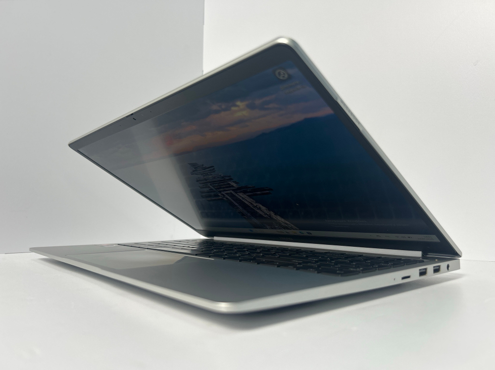 Ноутбук Tecno Megabook T1DA 15.6"/AMD Ryzen 7 5800U/RAM 16ГБ/SSD 512GB/AMD Radeon Graphics/1920*1080/IPS/DOS/Подсветка кл-ры: LED/Серый космос. Состояние: C1