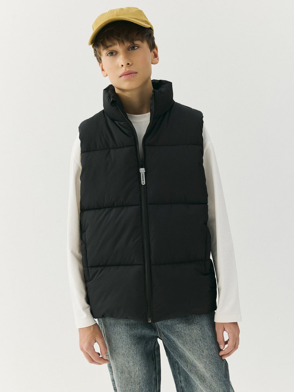 Жилет стеганый на молнии "Уголь" 7+