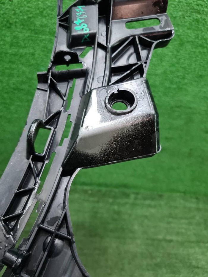 Кронштейн зад. бампера Mercedes GLC X253 15-19 AMG