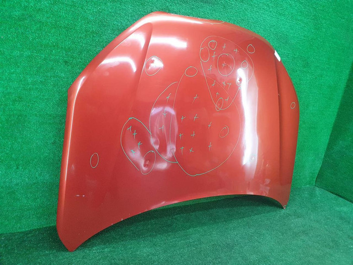 Капот Lada Granta (2018-н.в.)