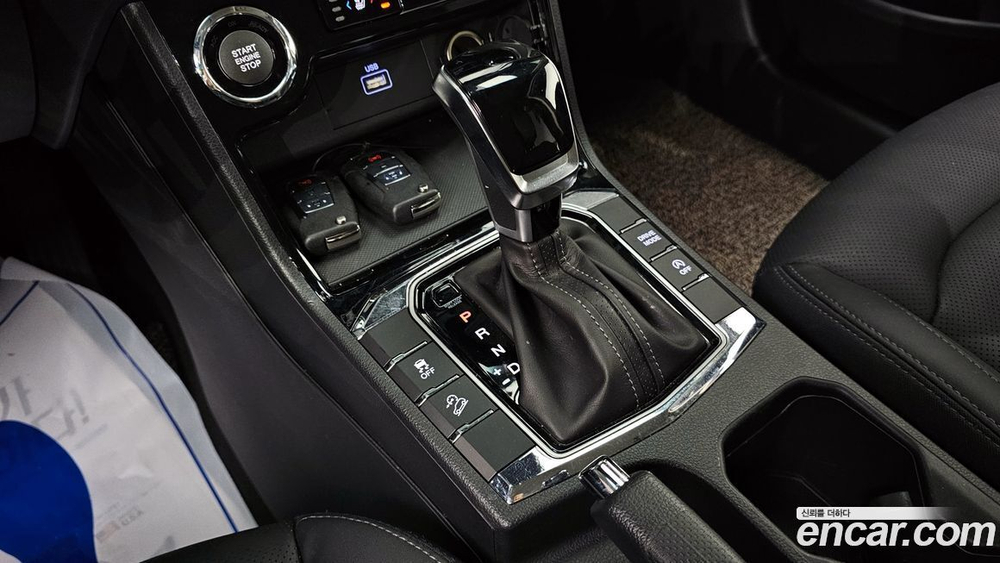 KG Mobility (Ssangyong) Beautiful Korando Дизель 1.6 2WD 딜라이트 Plus (08.2019)