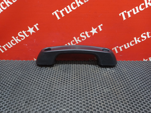 Ручка открывания капота