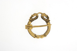 Фибула. Готланд 9-10 в. (замкнутая)