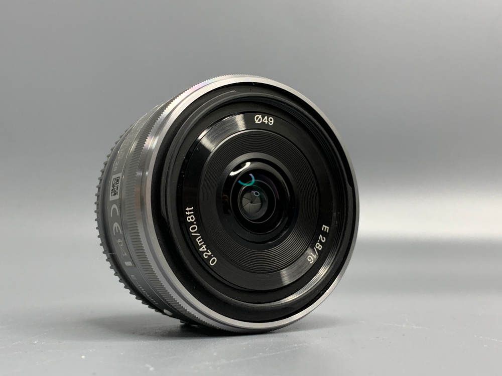 Sony 16mm 2.8 Fisheye SEL16F28