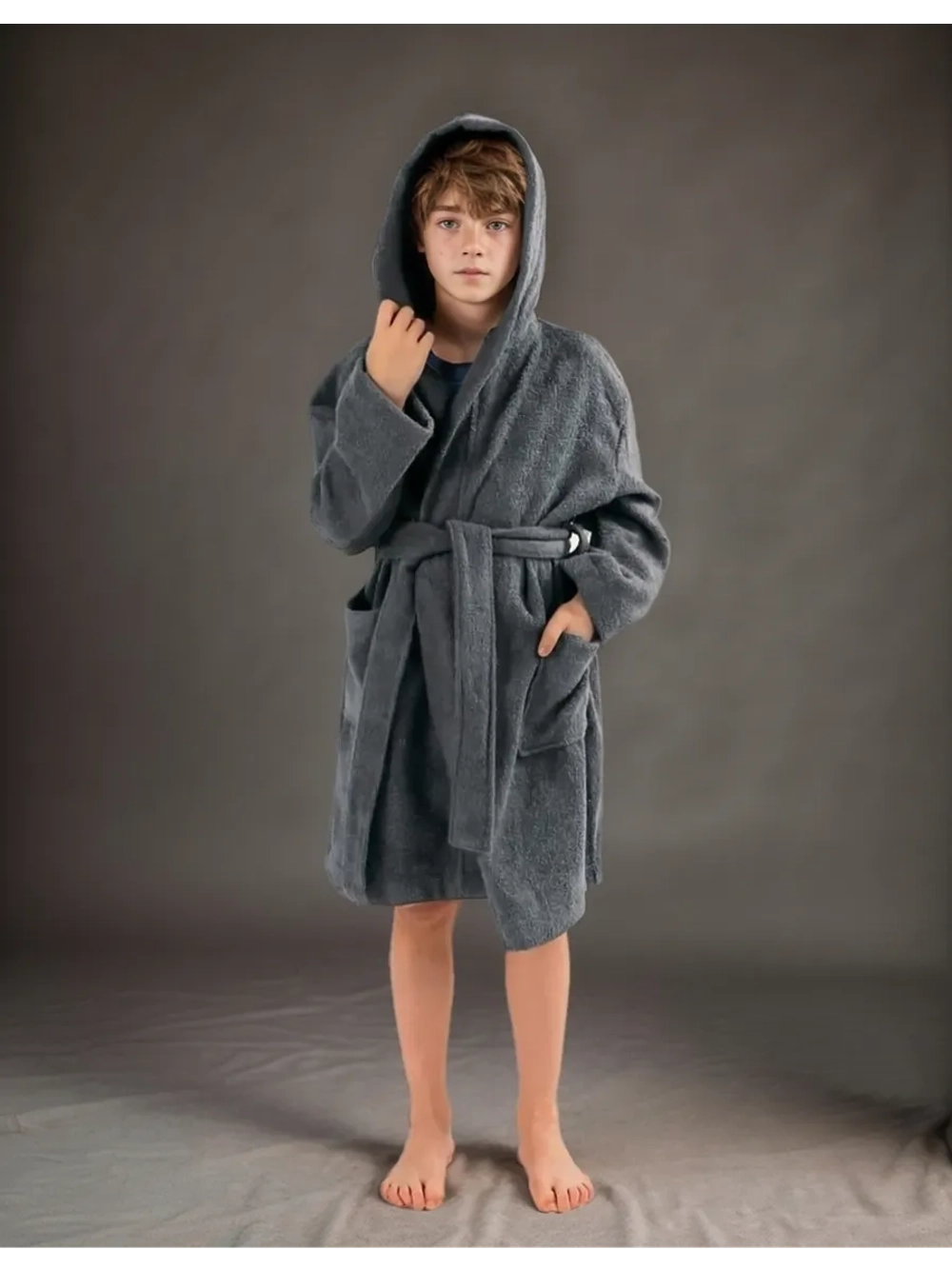 Халат детский махровый "Элит" с капюшоном, цвет: 910-Серый