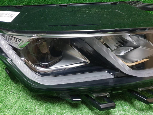 Фара правая Geely Coolray (2019-2023) LED