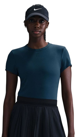 Женская теннисная футболка Nike Court Advantage Dri-Fit Short-Sleeve Tennis