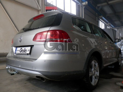 Фаркоп оцинкованный Galia V071C для Volkswagen Passat B6 2005-2010, Passat B7 2010-2015, Passat CC 2012-, Passat Alltrack B7 2012-2015(паспорт и сертификат в комплекте)(без электрики)