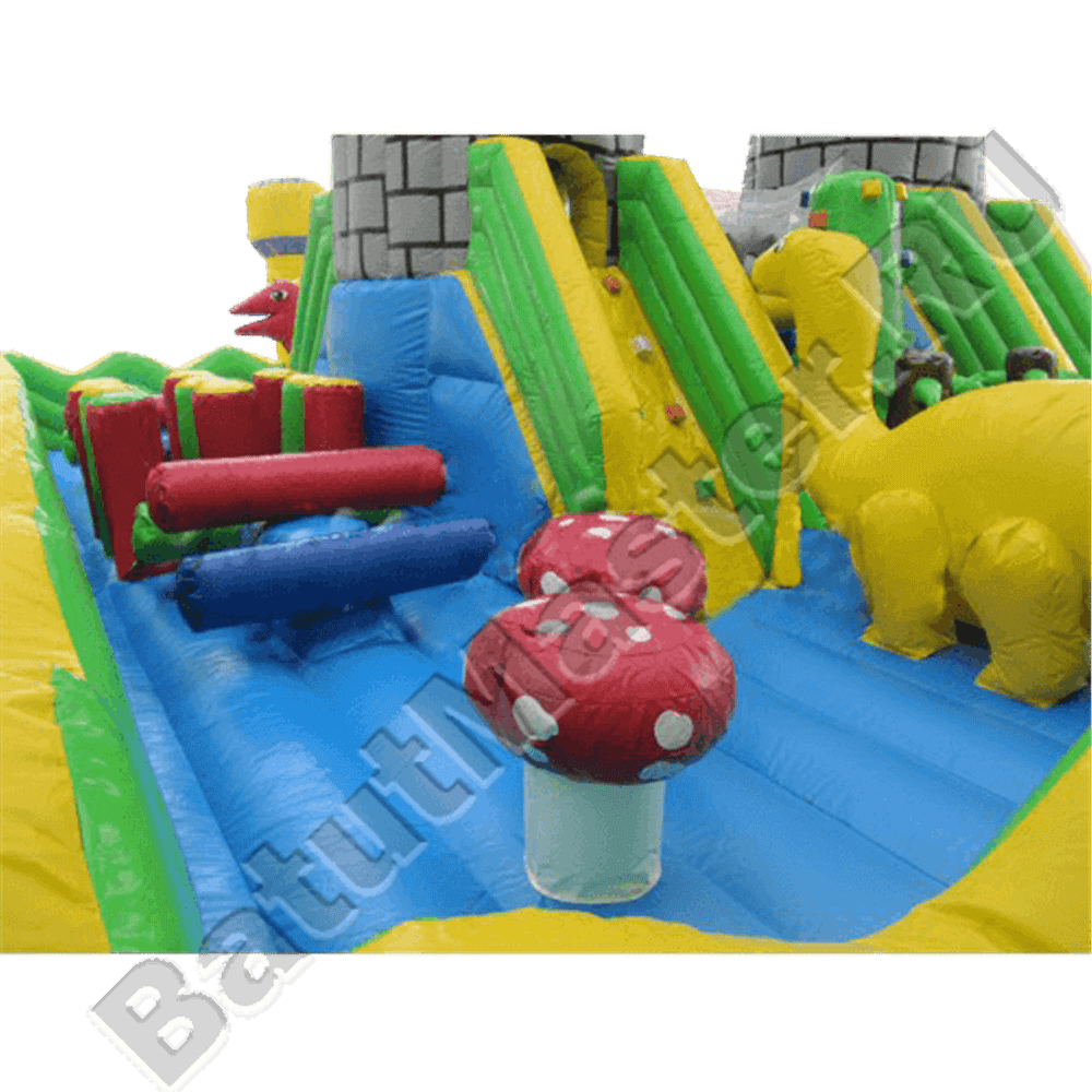 Большой надувной батут "Средневековье" 15*15*5 м