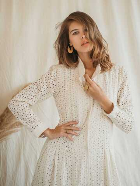 Платье миди из прошвы (белое)