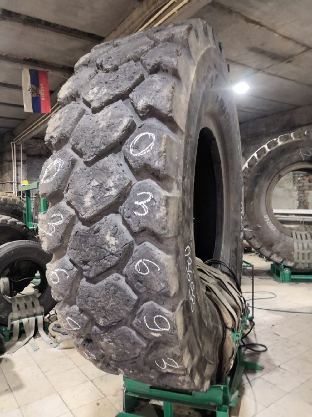 27.00R49 Michelin X-TRACTION шина б/у