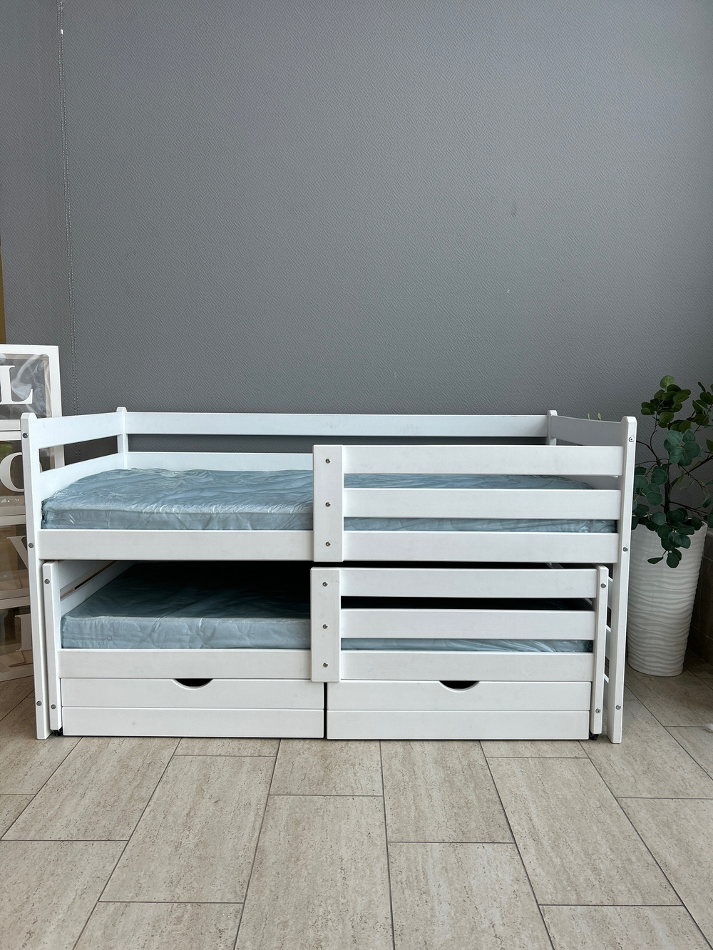 Кровать подростковая двухуровневая "Матрешка" 170*80/160*80 см белый 2 борта