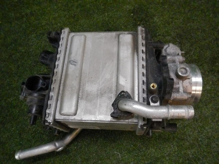 Интеркулер правый Mercedes A W177 (2018-н.в.)