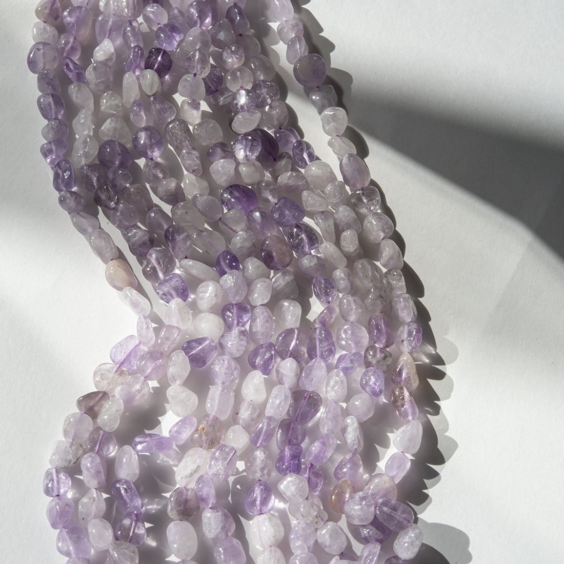 Аметист лавандовый натуральный, 7-12мм, фриформ
