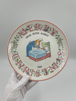 Тарелка Merry Christmas from Peter Rabbit Wedgwood 1989 год