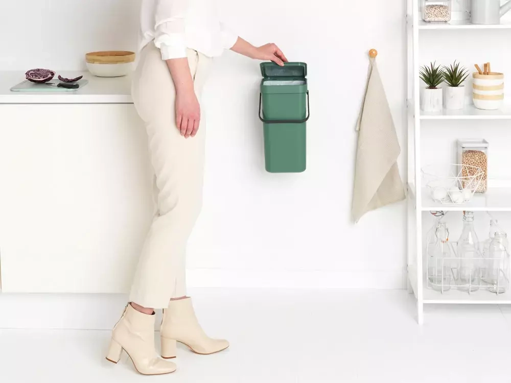 Brabantia - Контейнер для мусора Sort &amp; Go 12л зеленый / артикул   129803  / GTIN 8710755129803