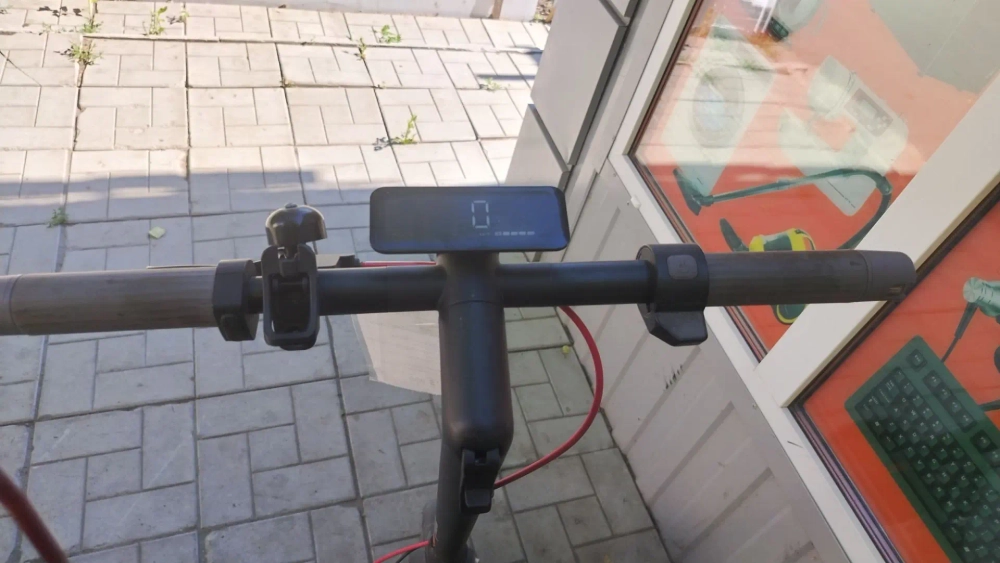 Электросамокат NAVEE V40i Pro