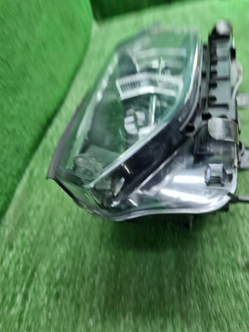 Битая Фара левая BMW X3 G01 (17-21) Adaptive LED